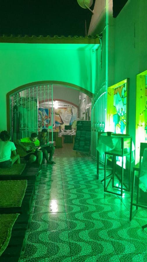 LE CHAT QUI PECHE Hostel a 150 metros da PRAIA de PAJUCARA Maceió Exterior foto